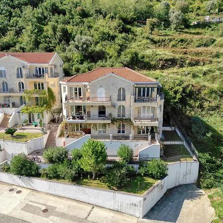 Kotor Vista Seaview Apartment By Mn Property Muo Exterior photo