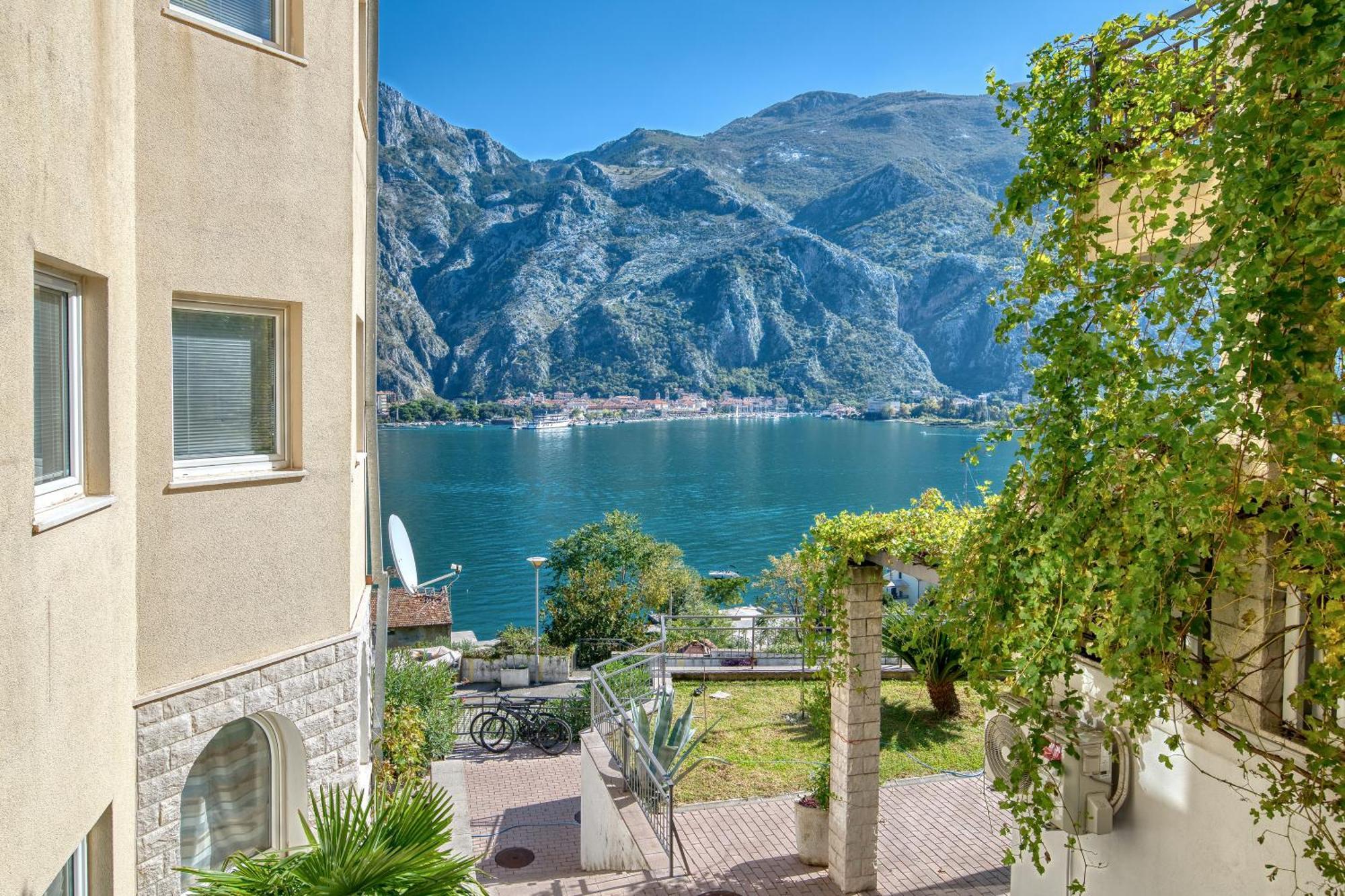Apartment Kotor Vista Seaview By Mn Muo