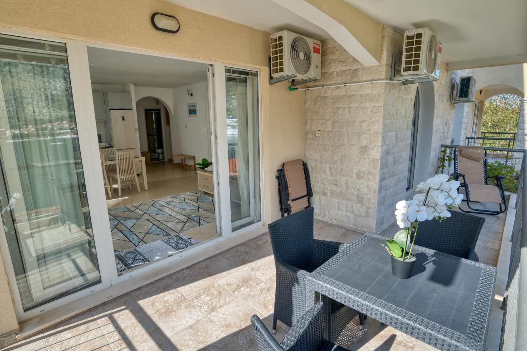 Kotor Vista Seaview By Mn Apartment