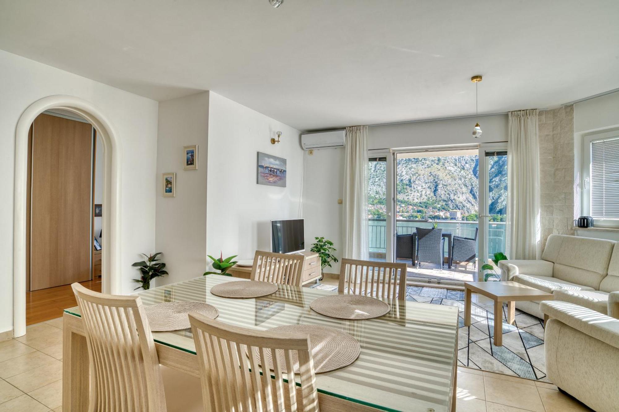 Apartment Kotor Vista Seaview By Mn Muo
